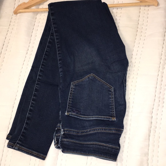 HOLLISTER jeans - Picture 1 of 4